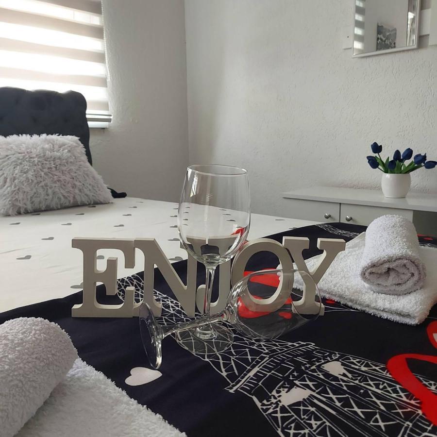 Apartman U Centru Šid Exterior foto