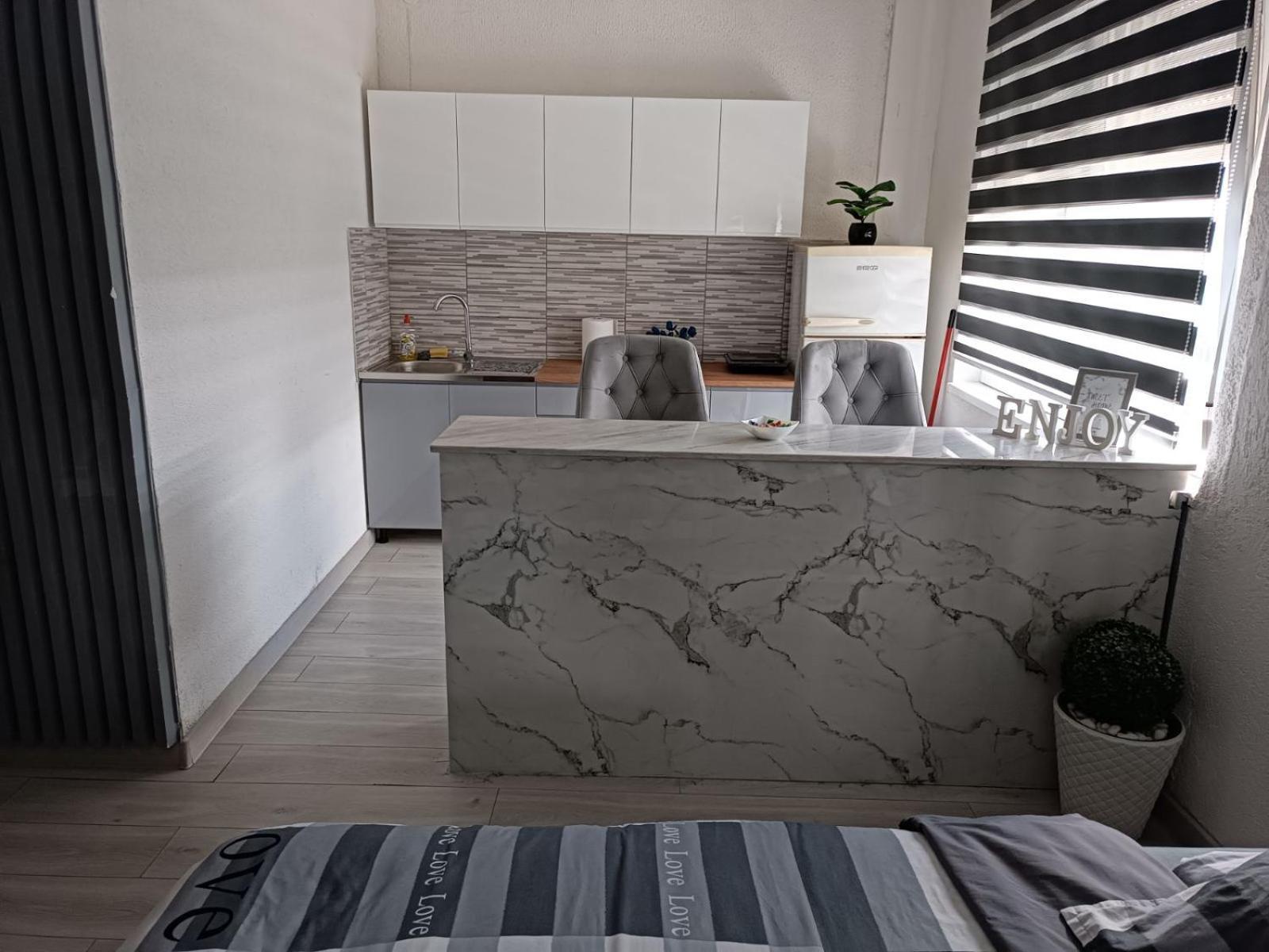 Apartman U Centru Šid Exterior foto
